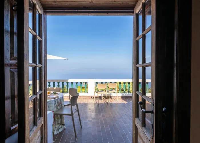 San Diego With Pool & Wifi Villa La Matanza De Acentejo